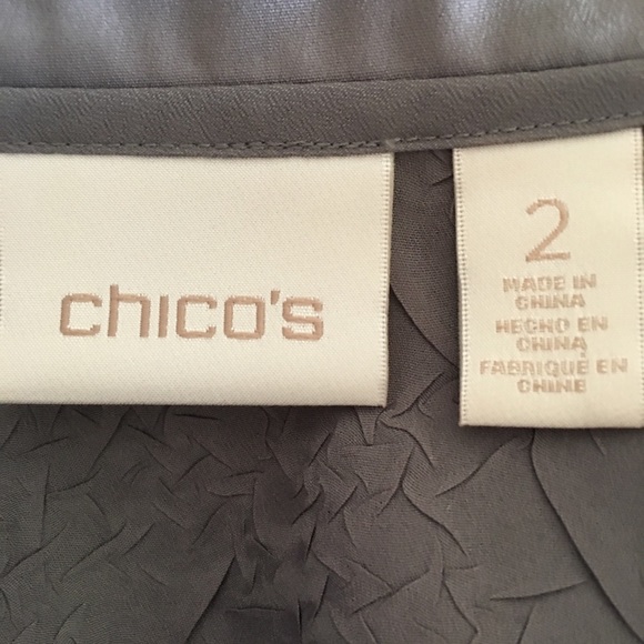 Chico’s Long Hi Low Button Shirt Gray Design - Picture 4 of 5